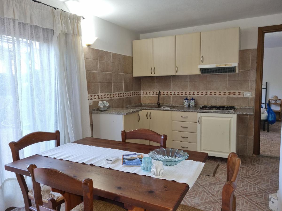 *Appartamento Con Ampia Veranda Vicino Al Mare * Porto San Paolo  Buitenkant foto